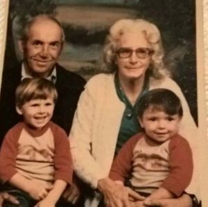 Meet your Posher, Victor